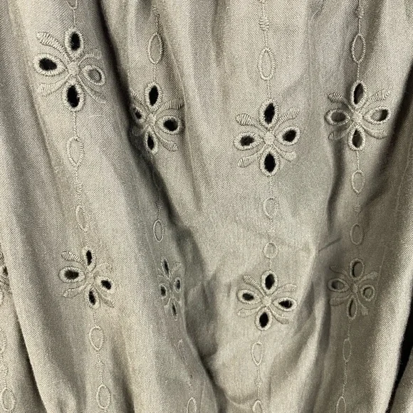 H&M Floral Green Long Sleeve Top Medium Women's - Picture 3 of 4